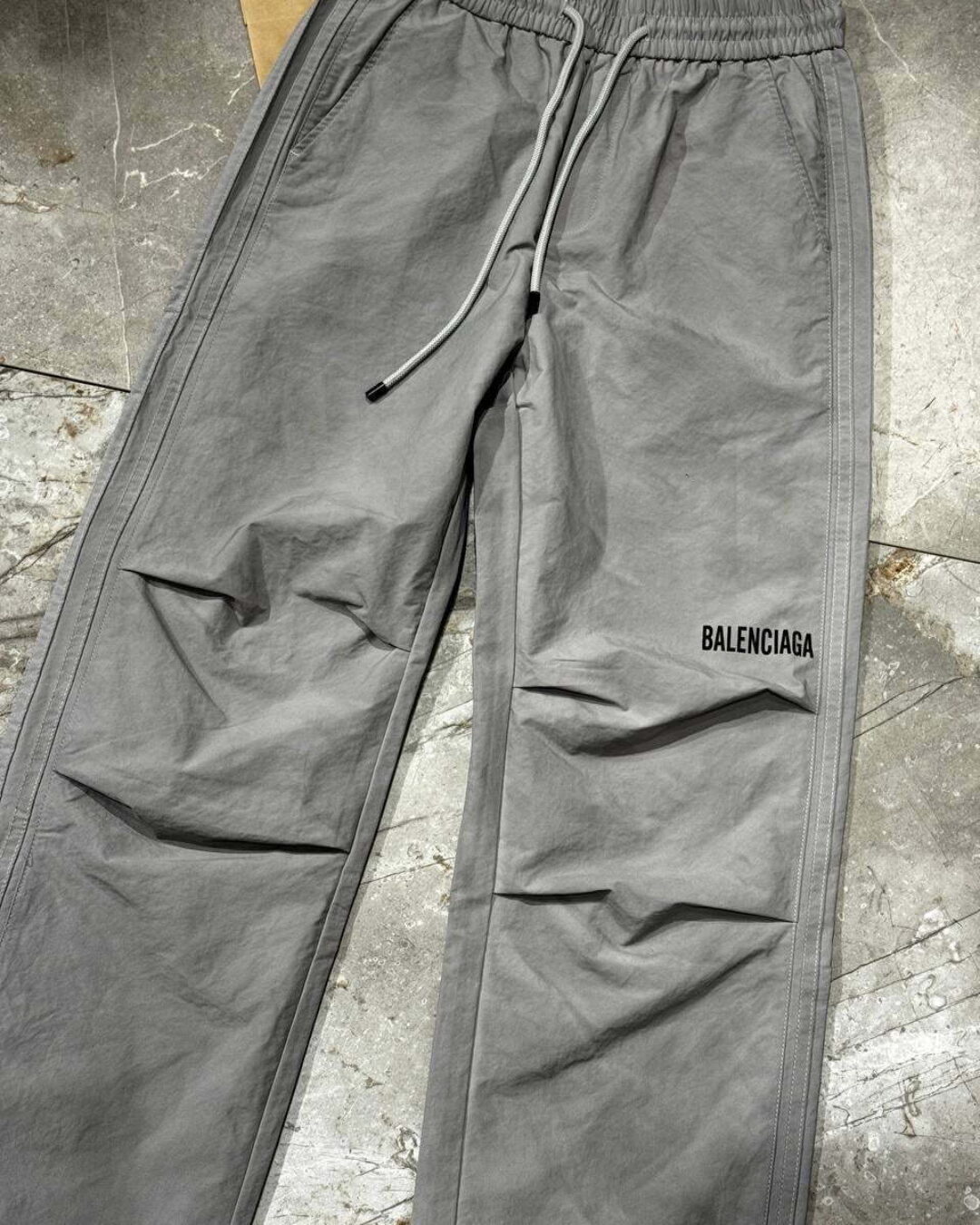 Штаны Balenciaga