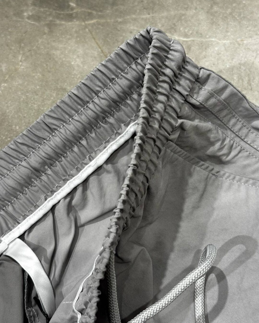 Штаны Balenciaga