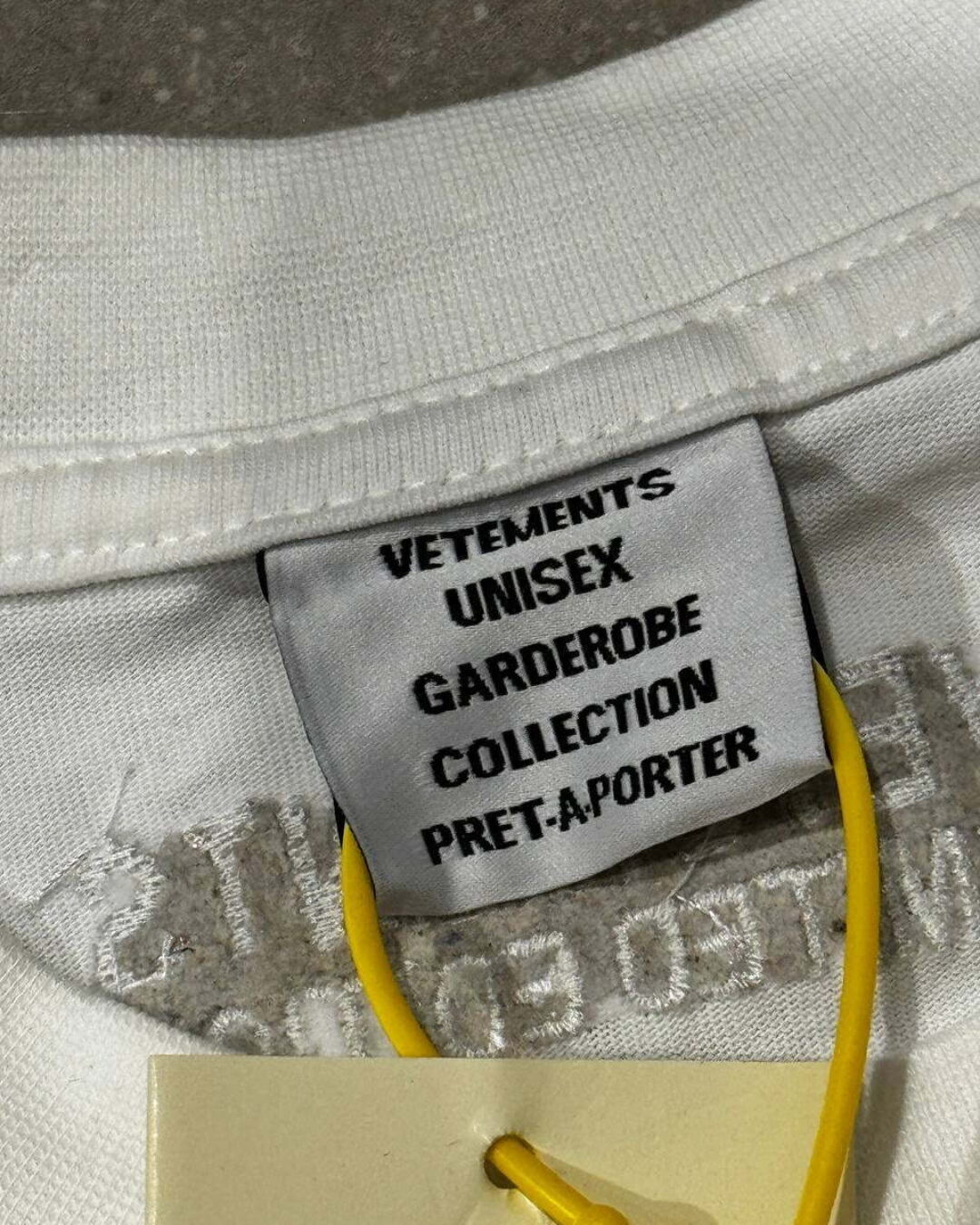 Футболка Vetements No Posts Yet — фото 7