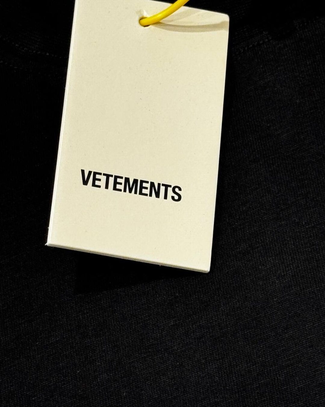 Футболка Vetements