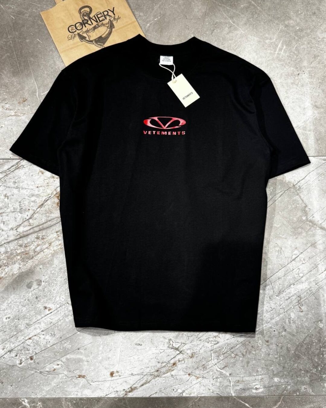 Футболка Vetements