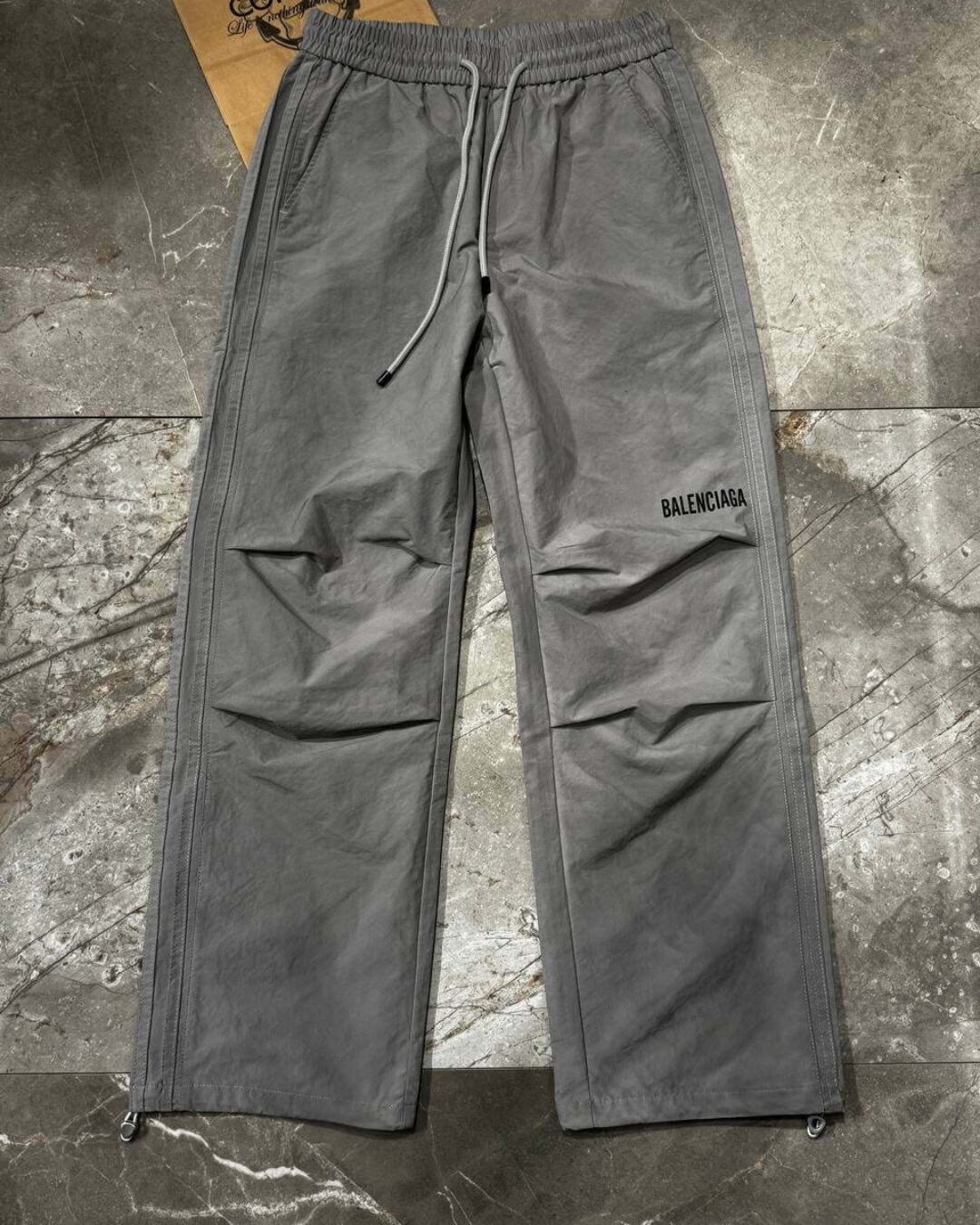 Штаны Balenciaga