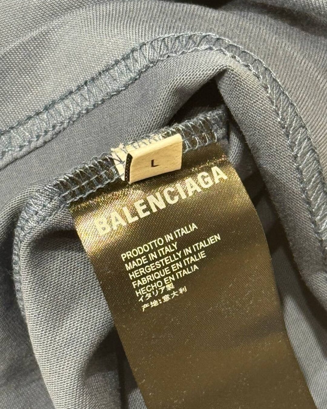 Футболка Balenciaga