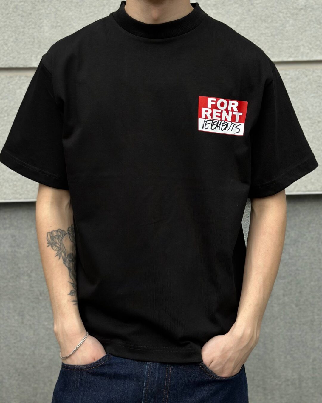 Футболка Vetements For Rent