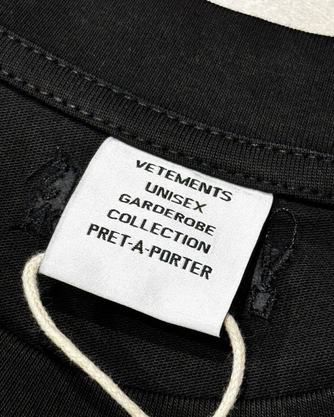 Футболка Vetements