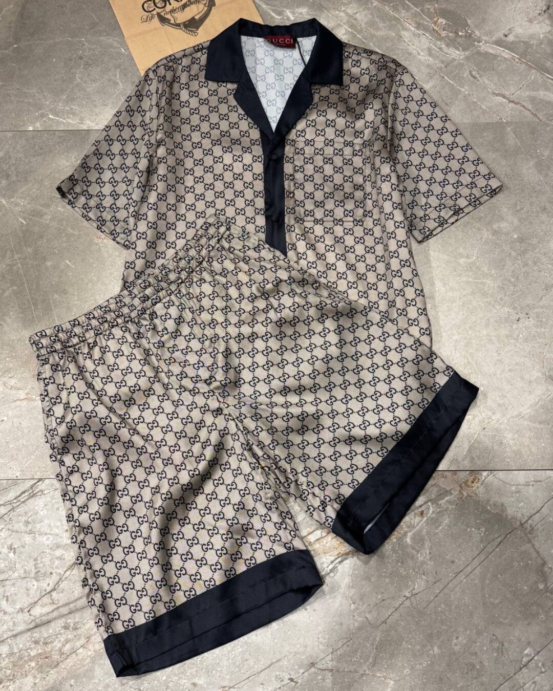 Костюм Gucci