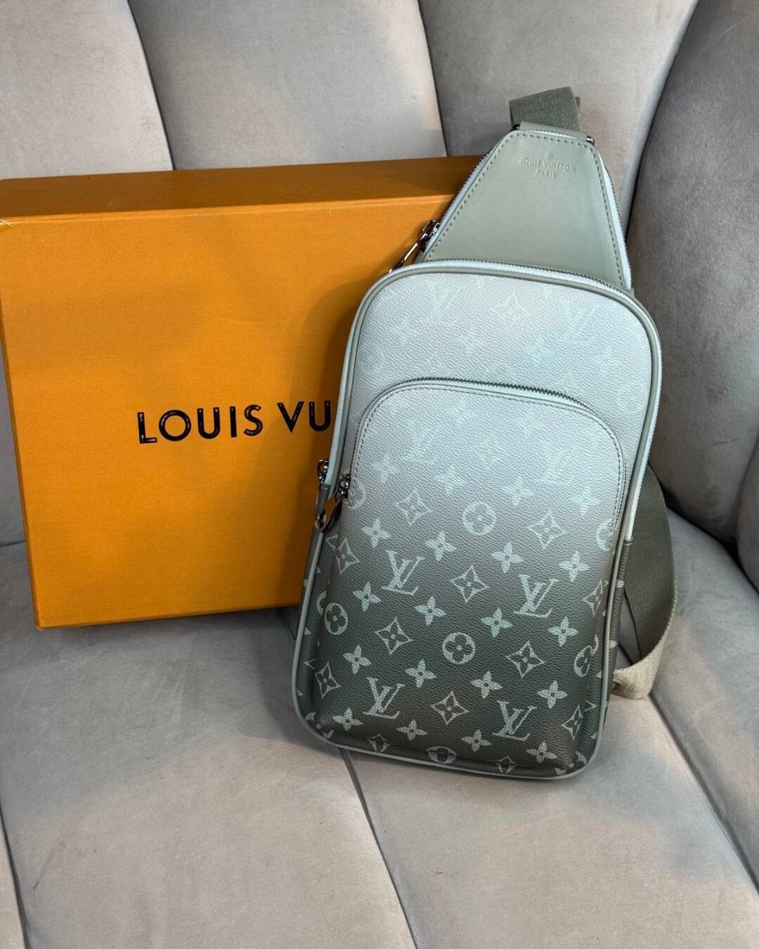 Сумка Louis Vuitton Avenue