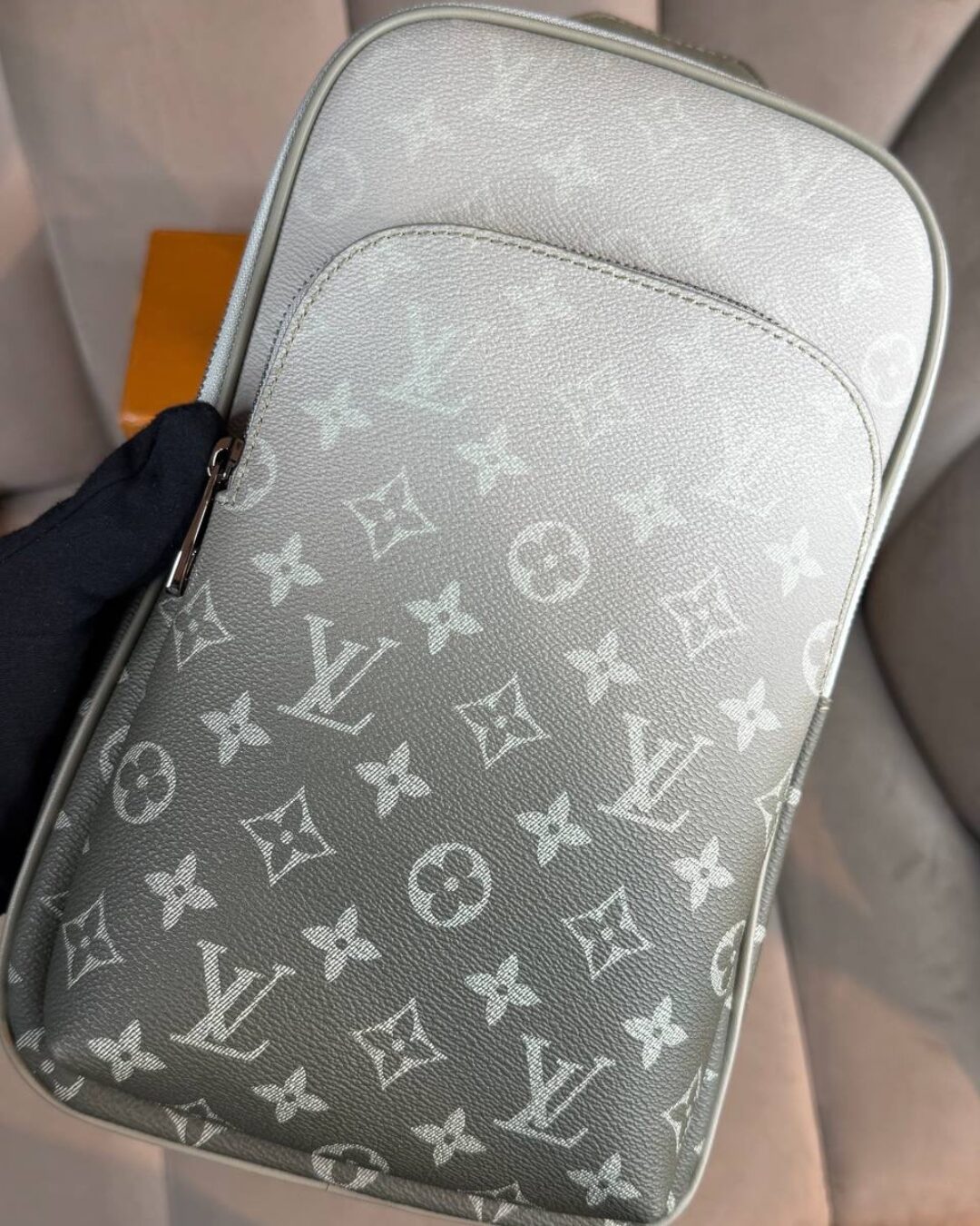 Сумка Louis Vuitton Avenue