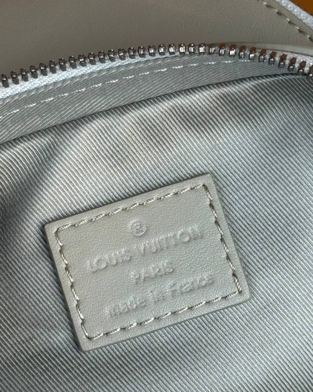 Сумка Louis Vuitton Avenue
