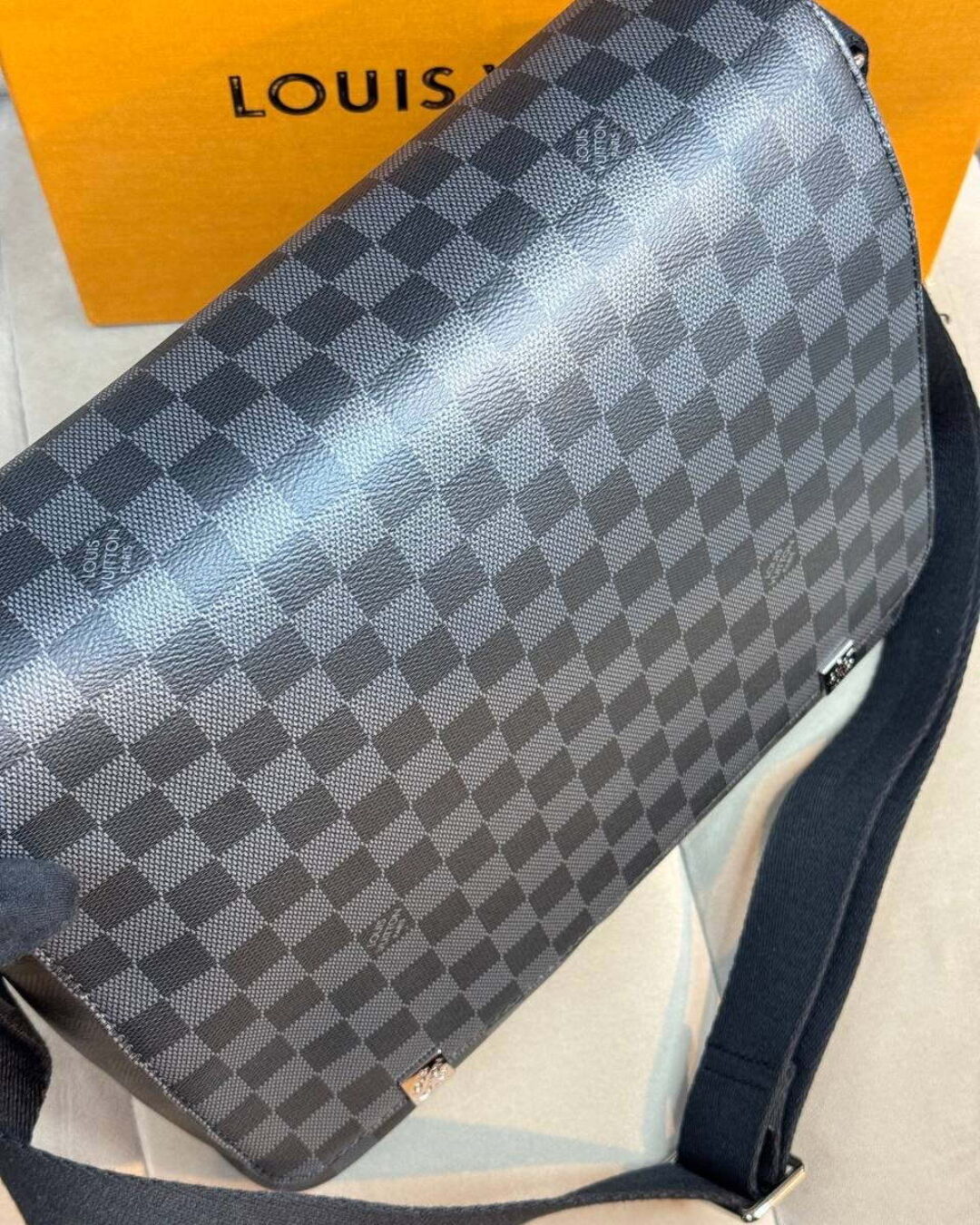 Сумка Louis Vuitton District PM BIG (Премиум)