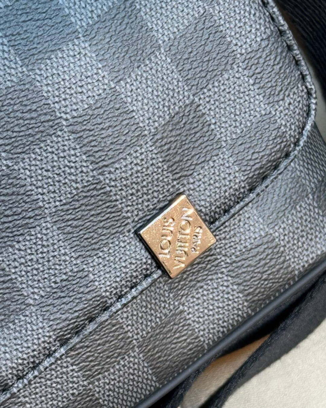 Сумка Louis Vuitton District PM BIG (Премиум)