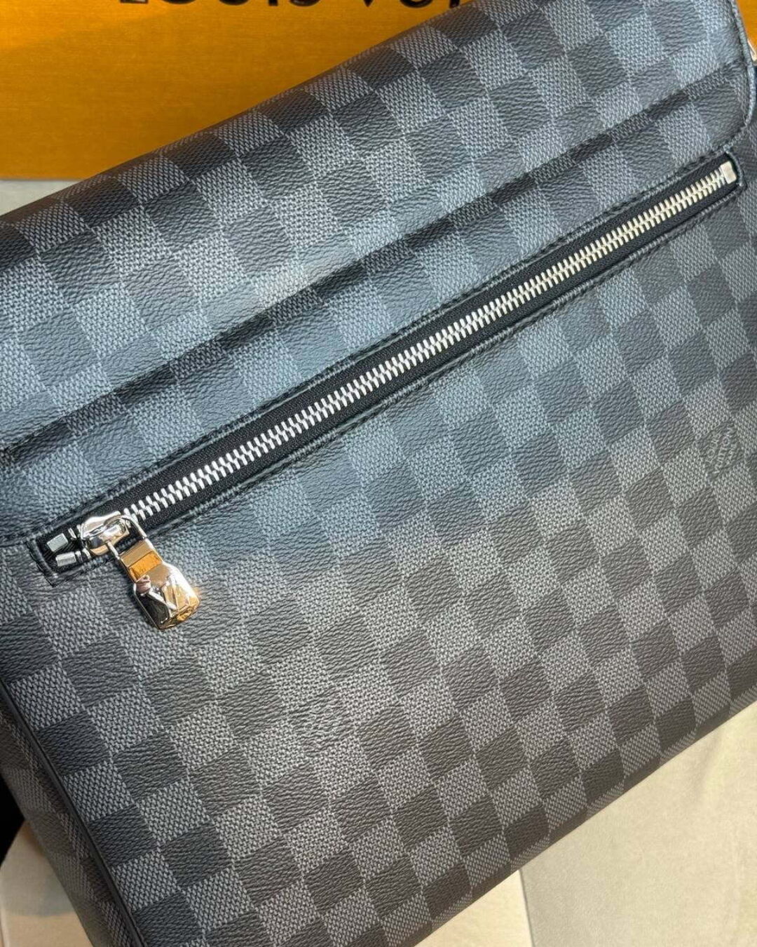 Сумка Louis Vuitton District PM BIG (Премиум)