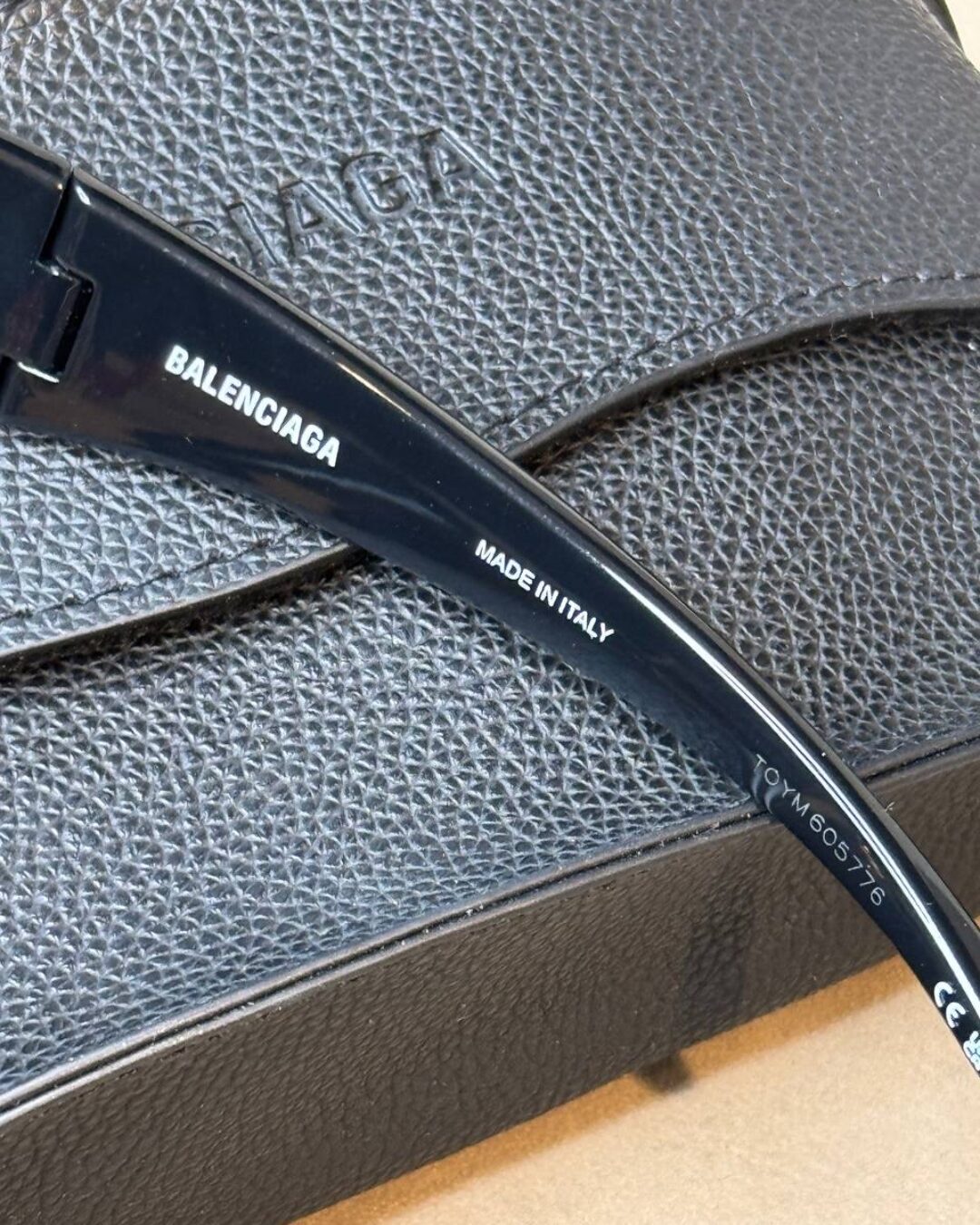 Очки Balenciaga