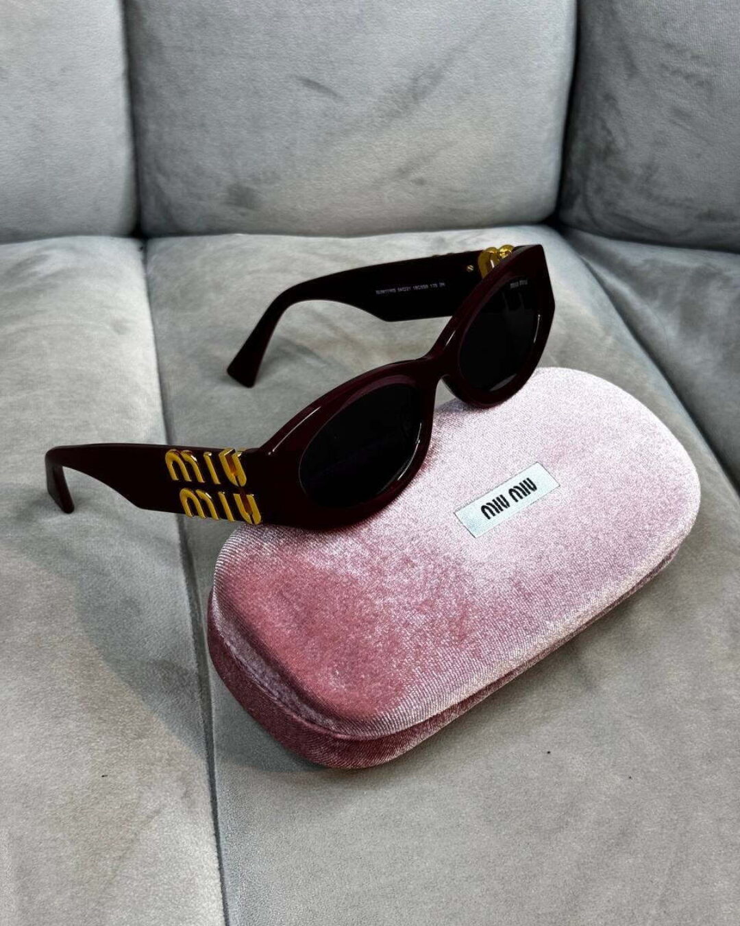 Очки Miu Miu
