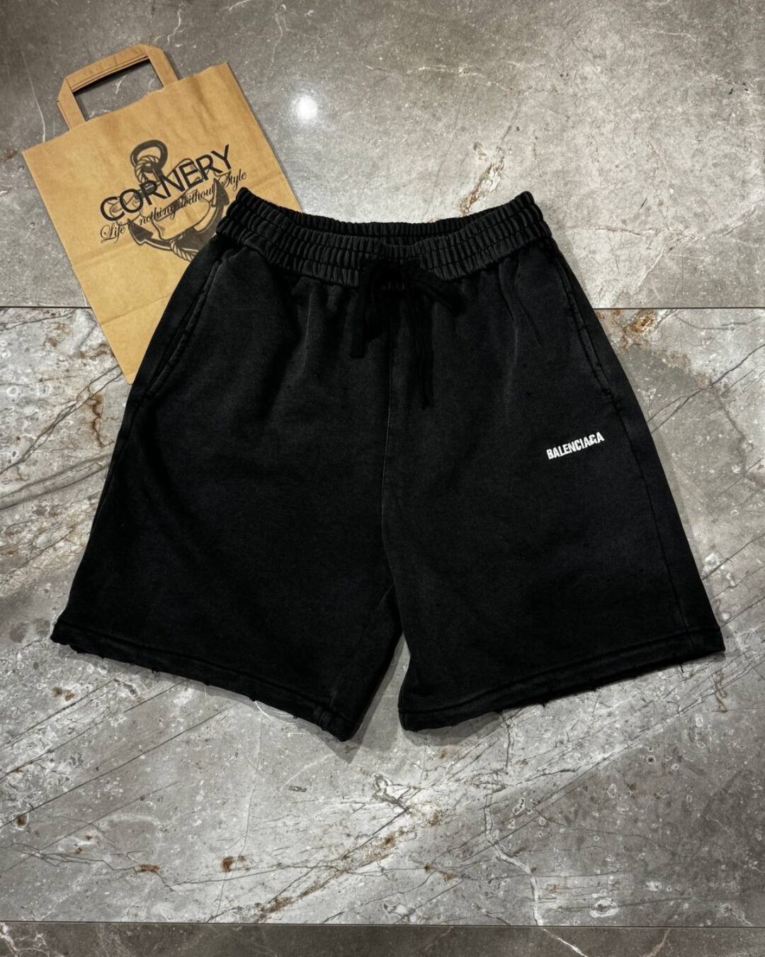Шорты Balenciaga