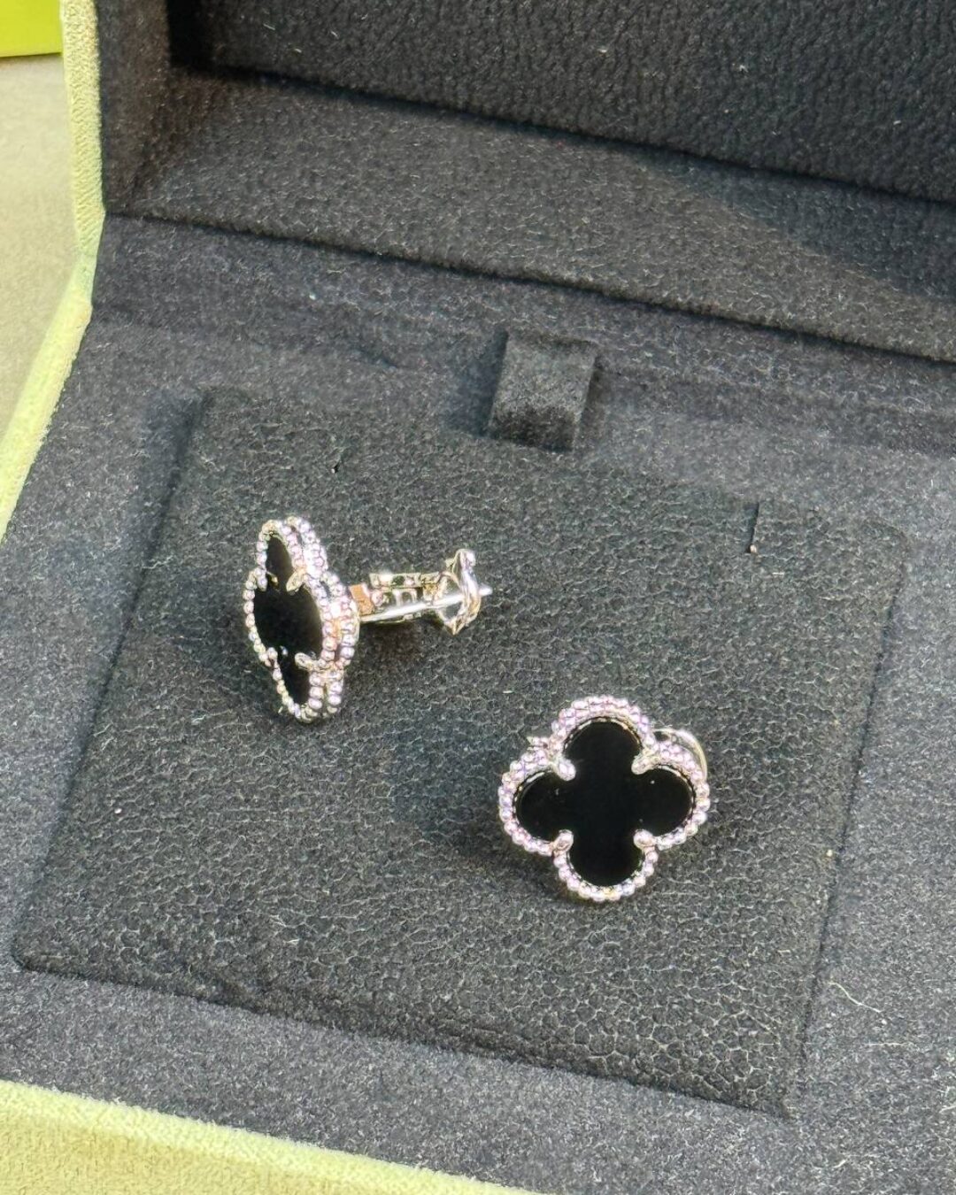 Серьги Van Cleef & Arpels Vintage Alhambra