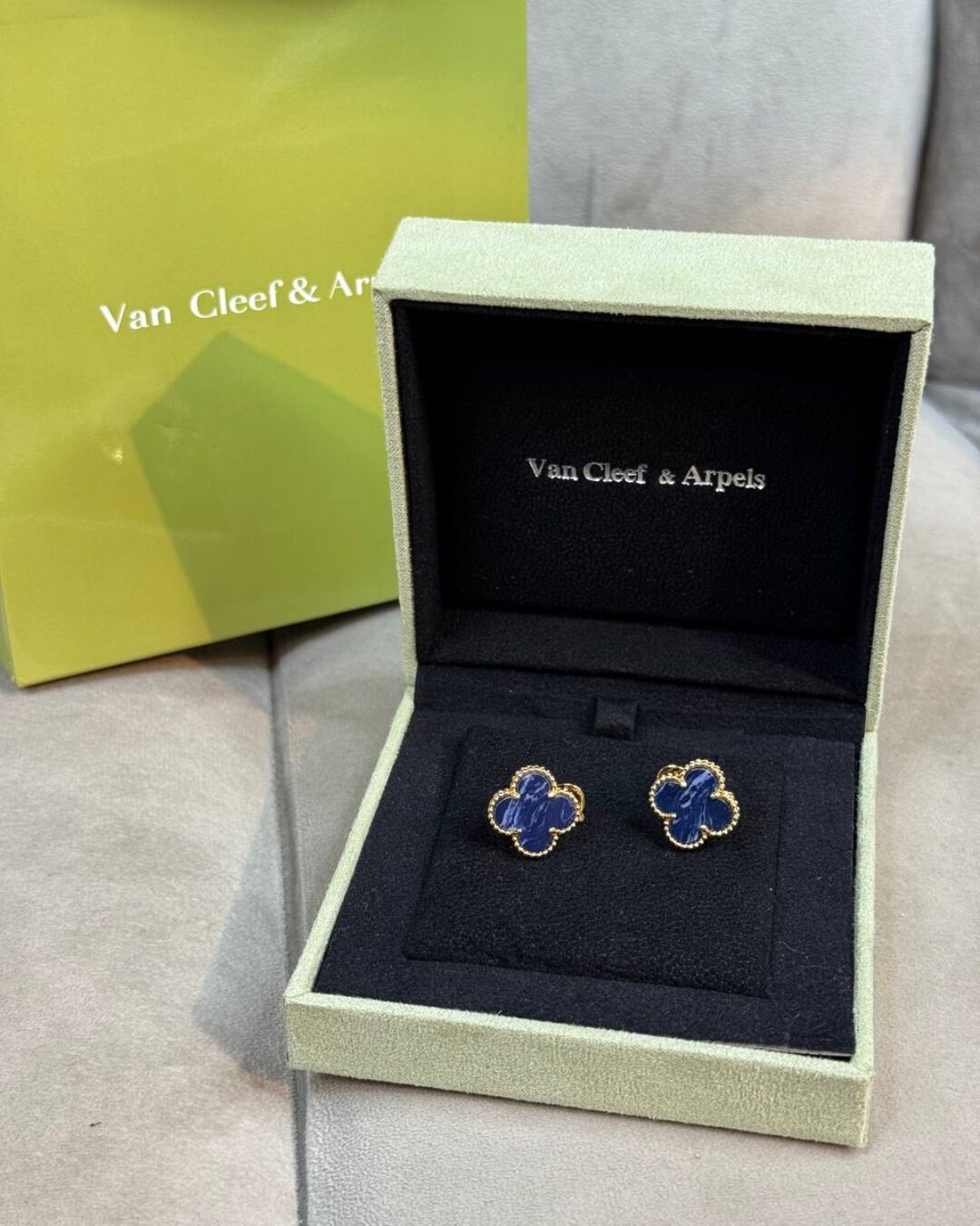 Серьги Van Cleef & Arpels Vintage Alhambra (Gold/Blue)