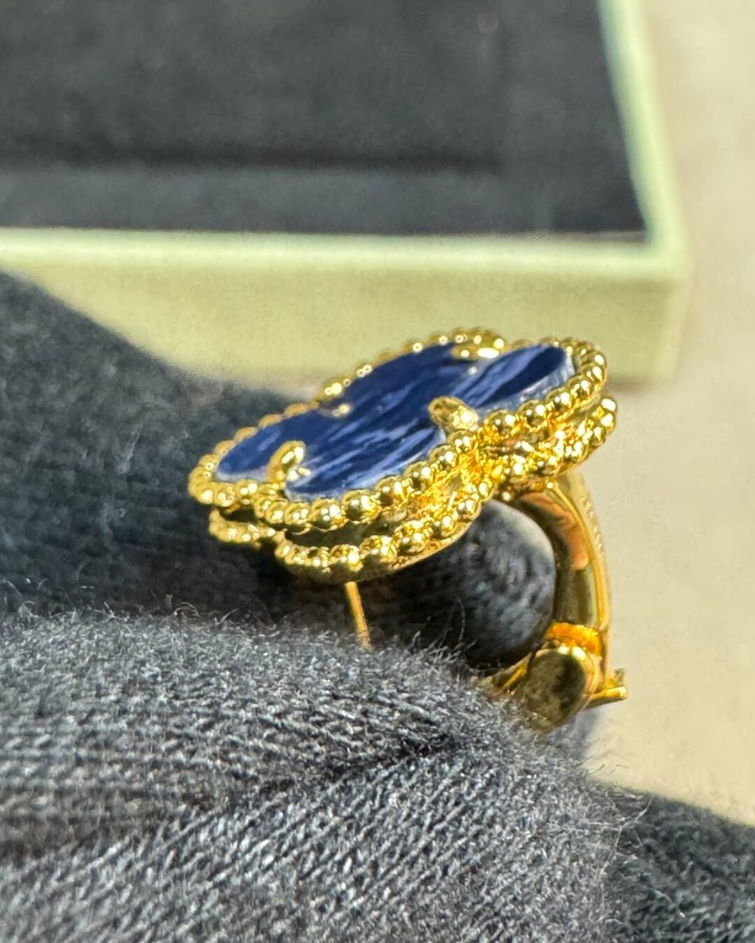 Серьги Van Cleef & Arpels Vintage Alhambra (Gold/Blue)