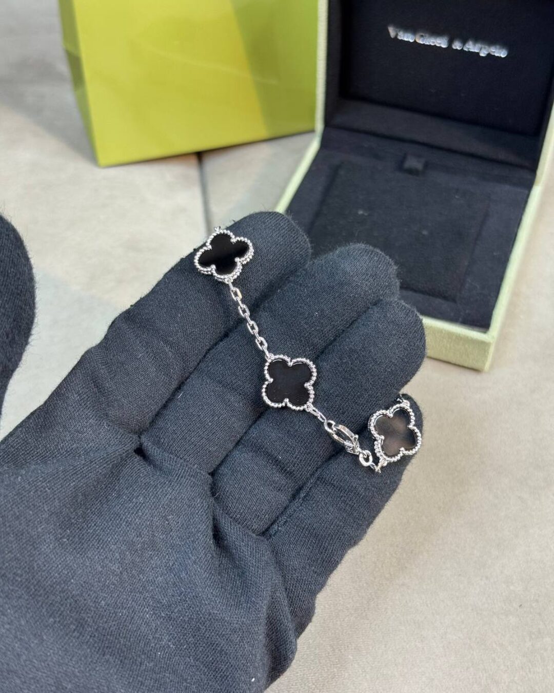 Браслет Van Cleef & Arpels Vintage Alhambra