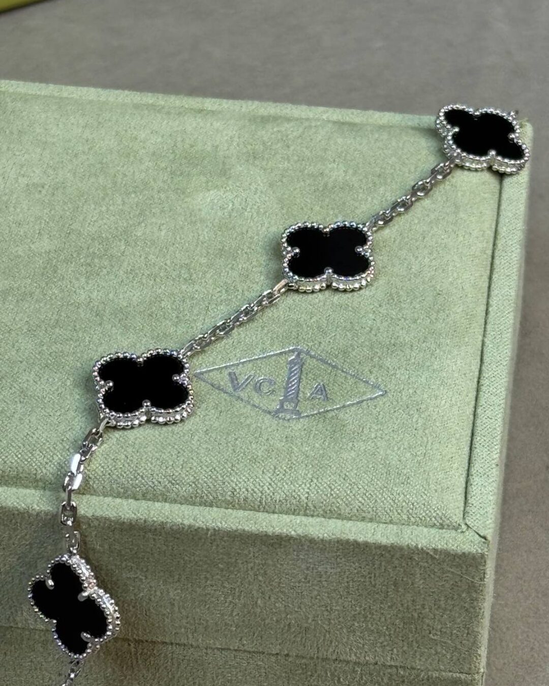 Браслет Van Cleef & Arpels Vintage Alhambra