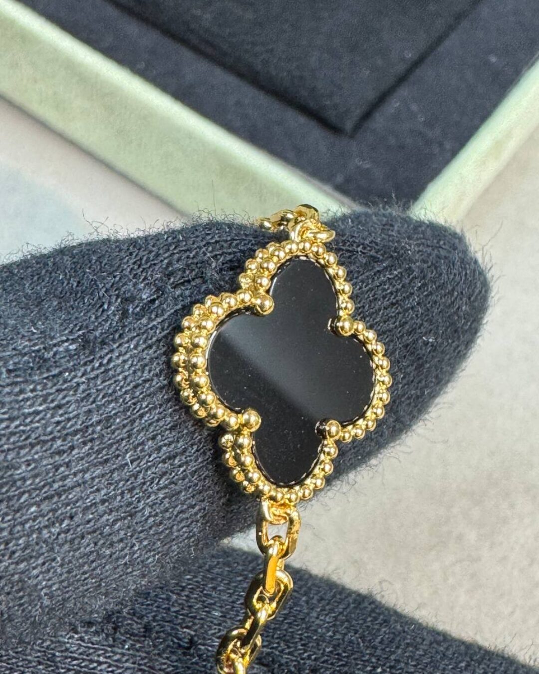 Браслет Van Cleef & Arpels Vintage Alhambra
