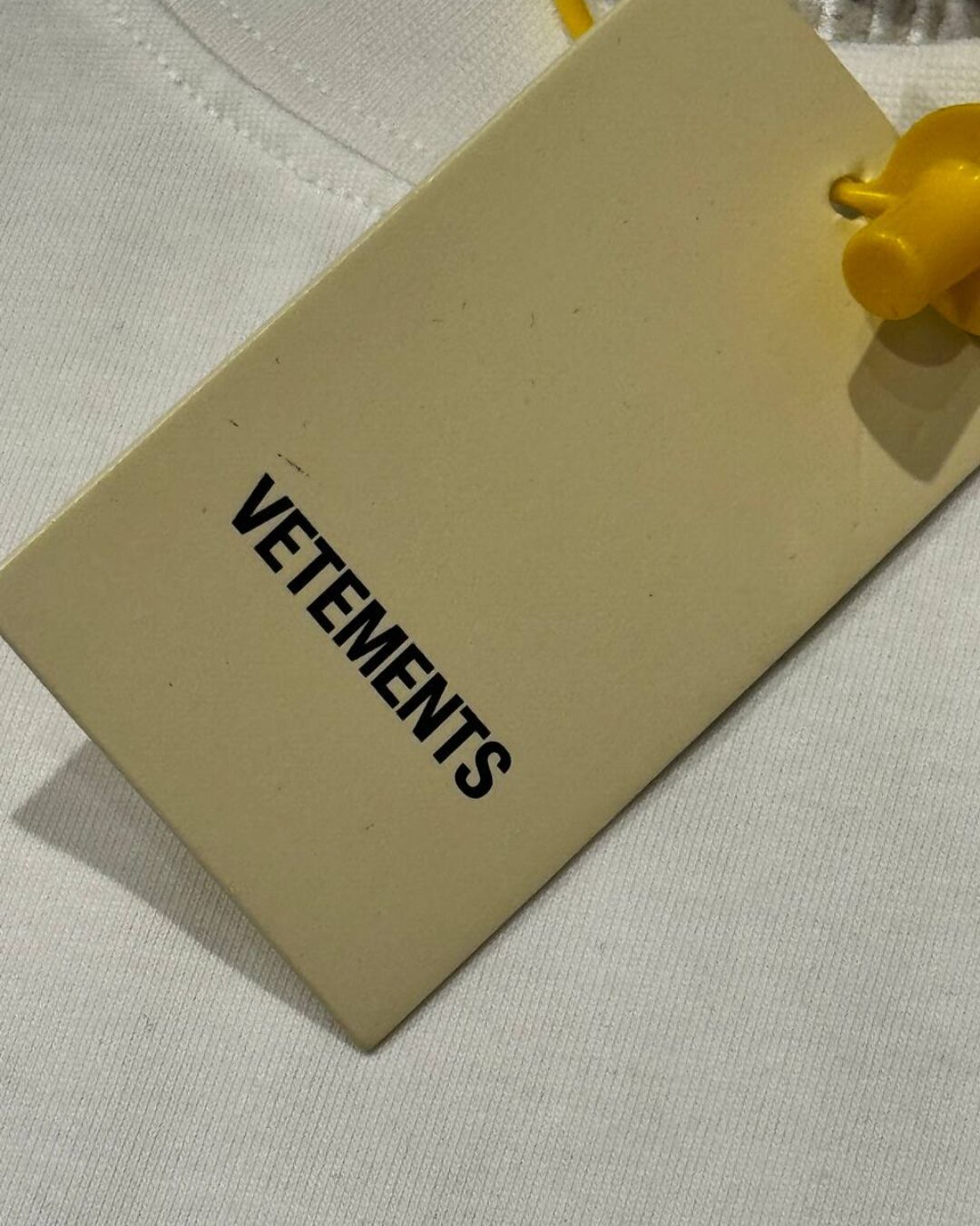 Футболка Vetements