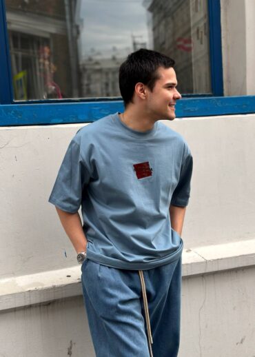 Футболка Balenciaga