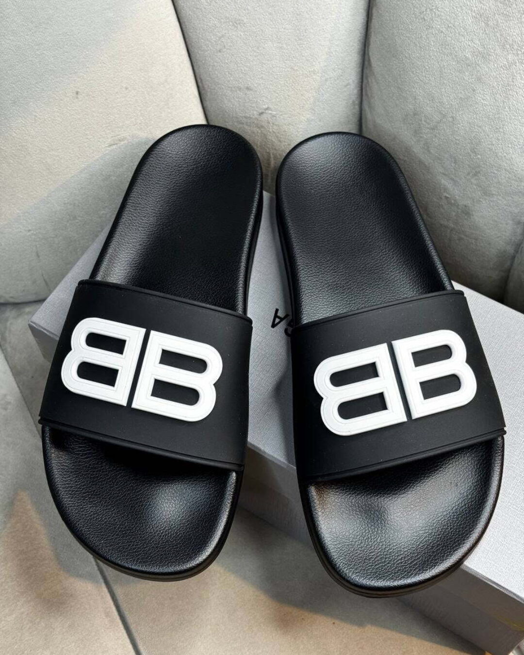 Тапки Balenciaga