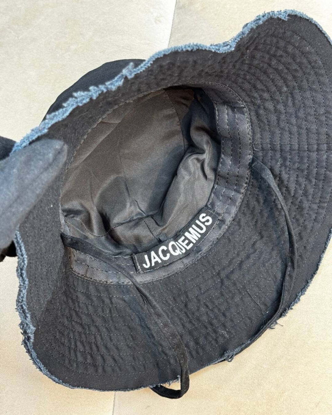 Панама Jacquemus
