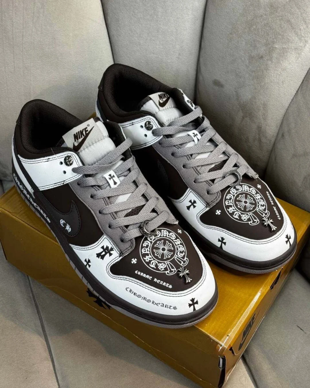 Кроссовки Nike x Chrome Hearts