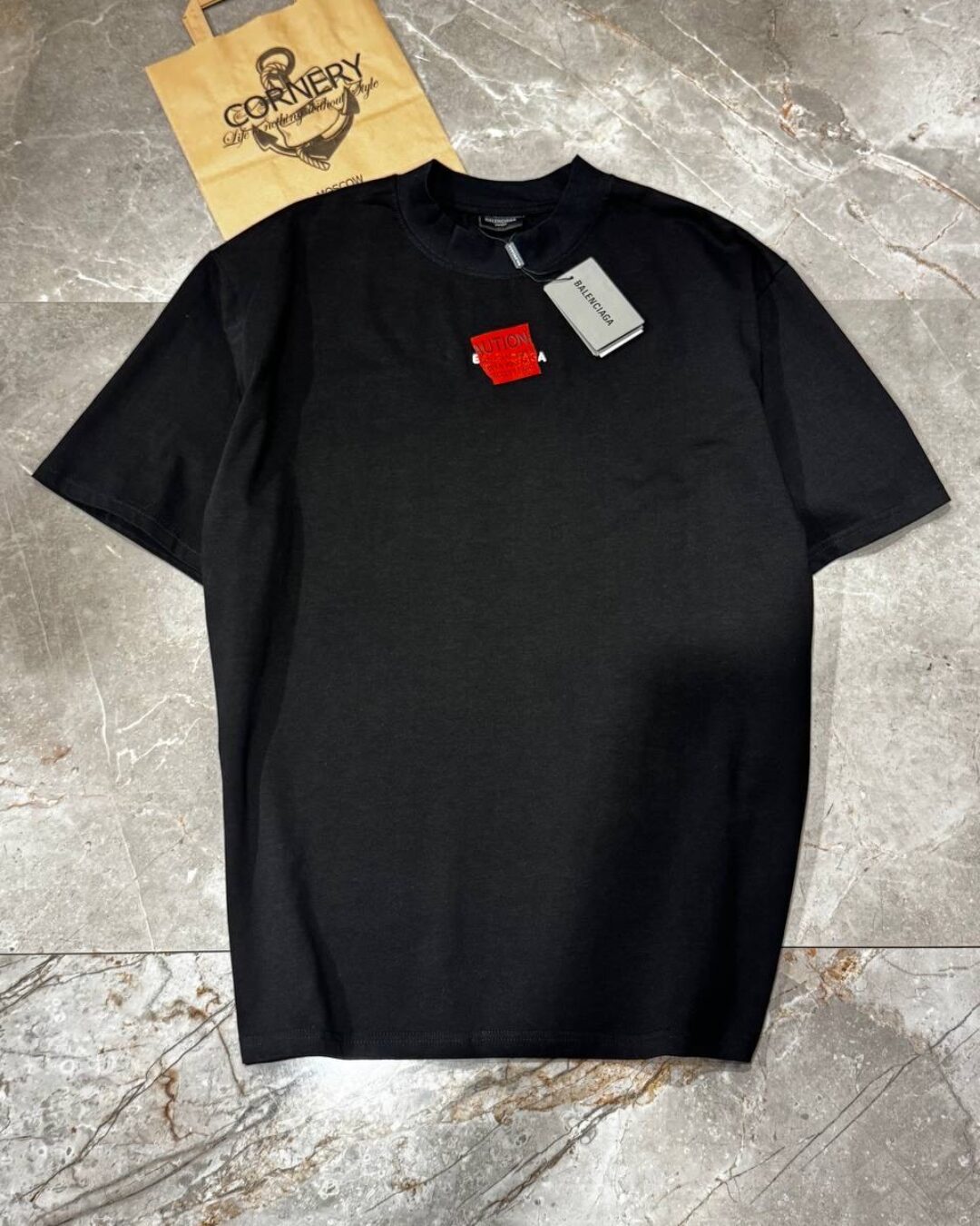 Футболка Balenciaga