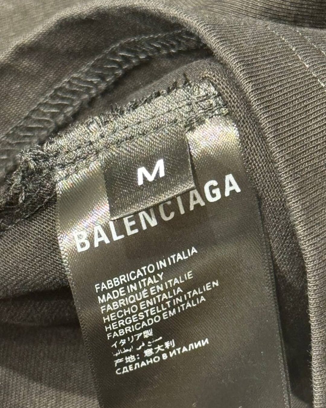 Футболка Balenciaga