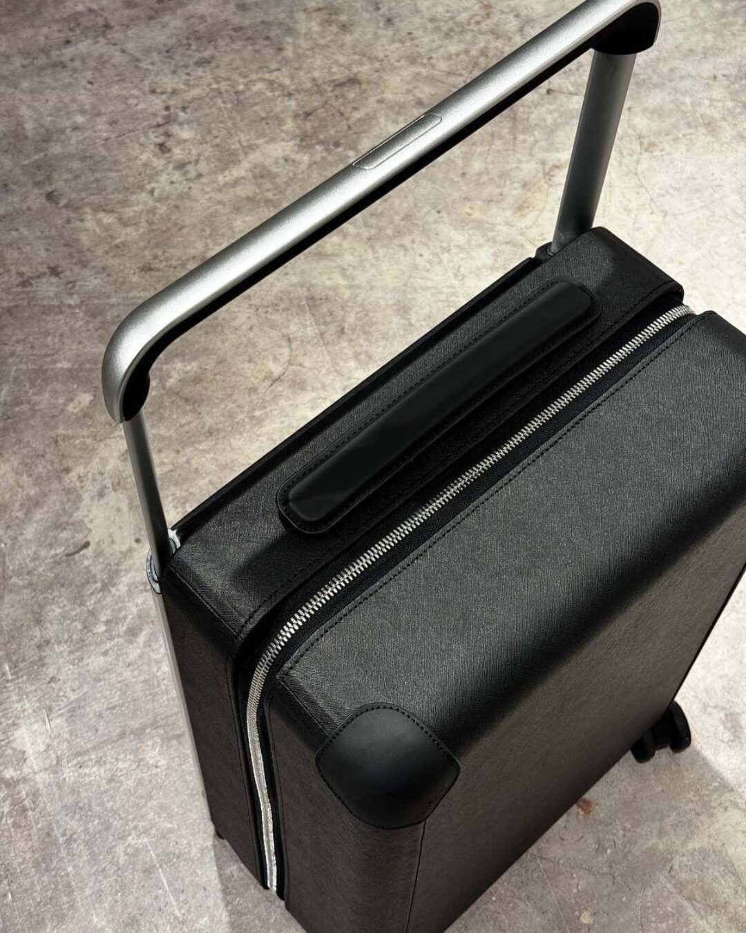 Чемодан Louis Vuitton