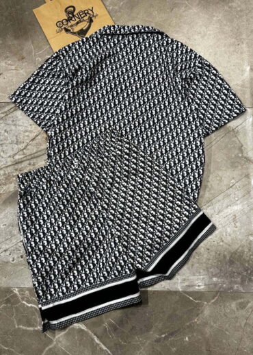 6941de44-c9da-4cac-bf87-fccdfaa30040-1