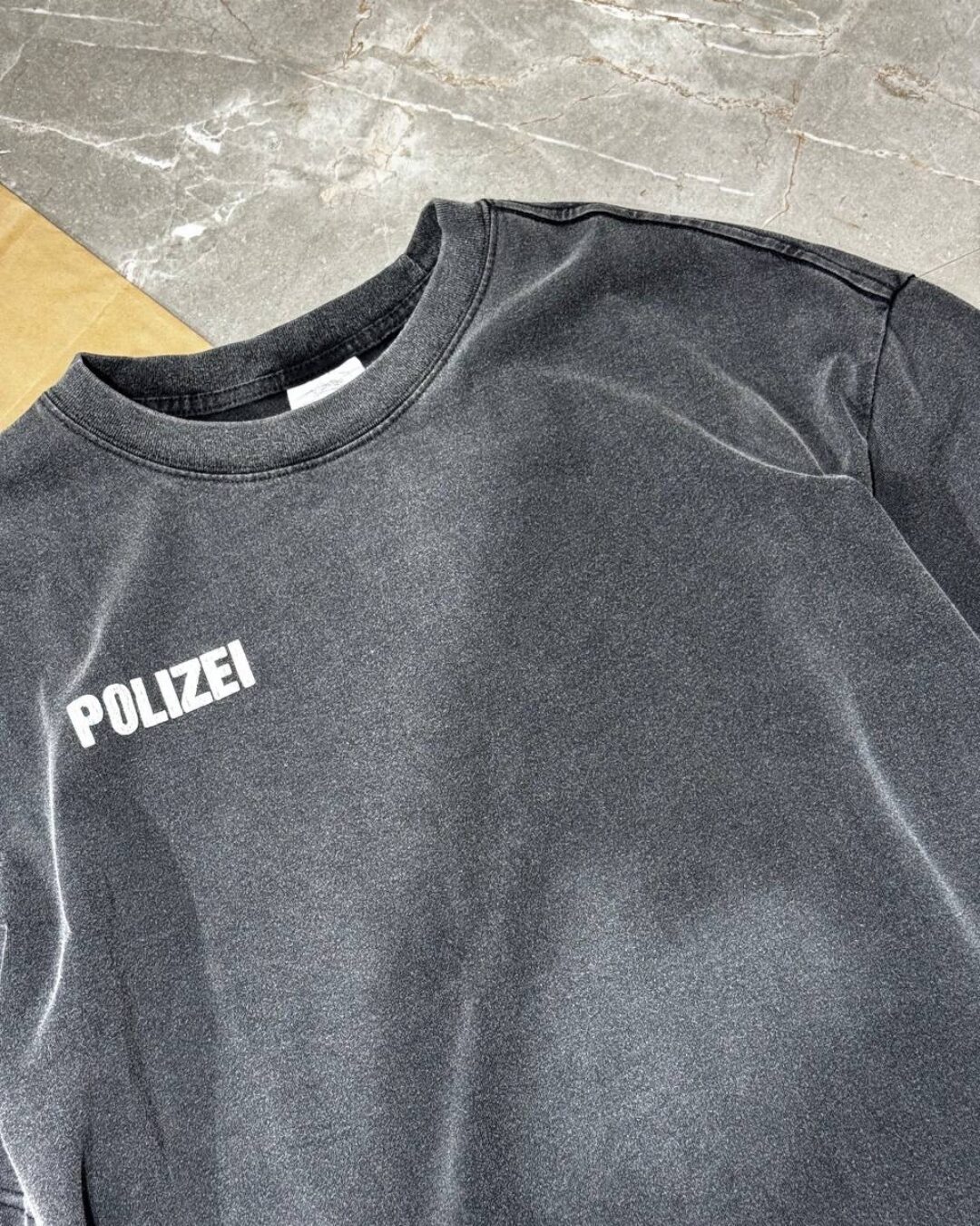 Футболка Vetements
