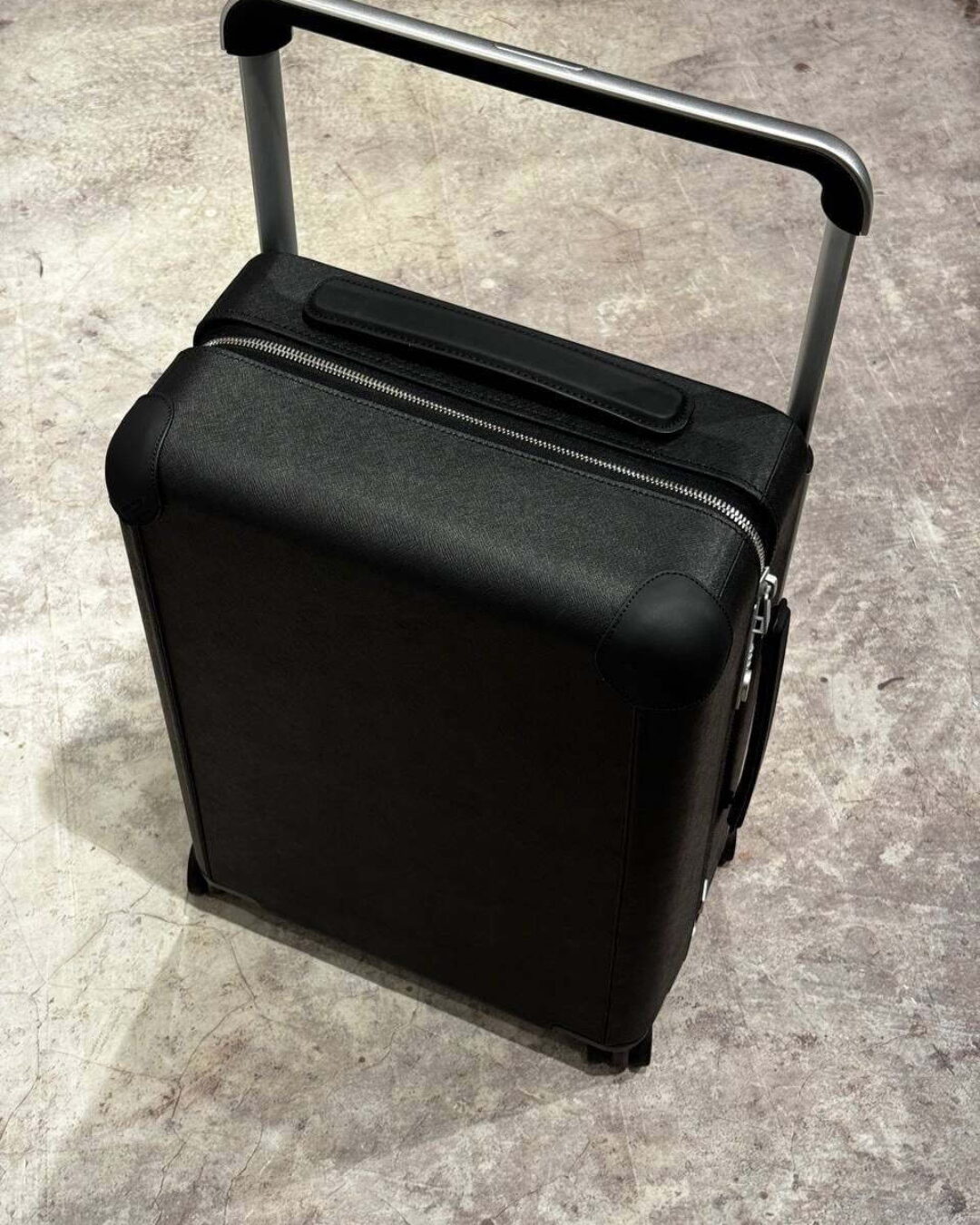 Чемодан Louis Vuitton