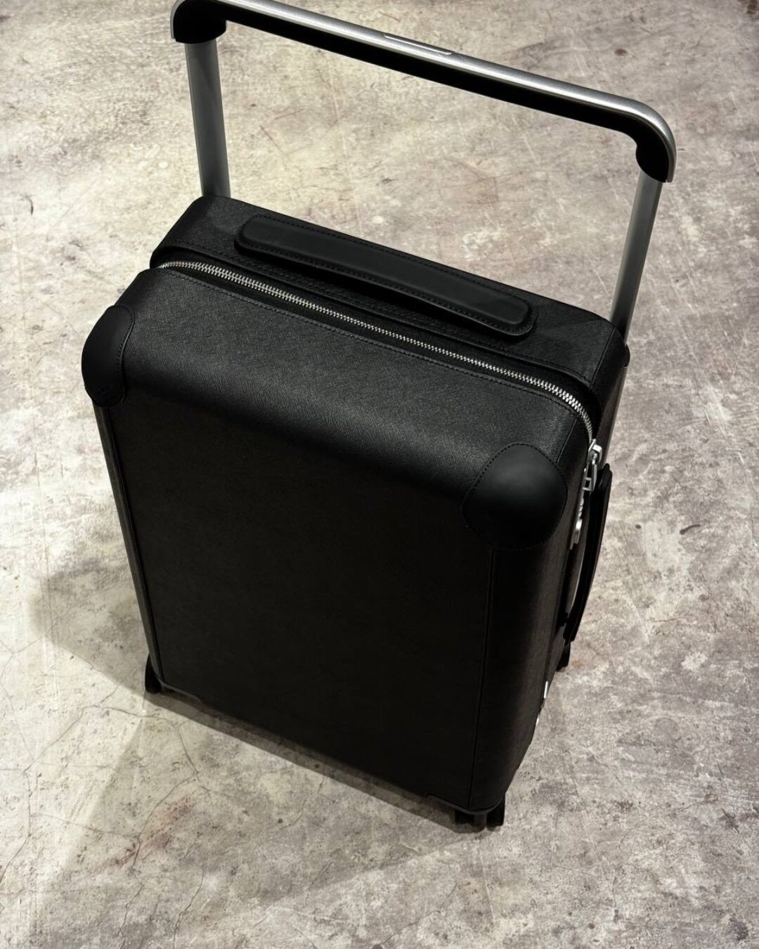 Чемодан Louis Vuitton