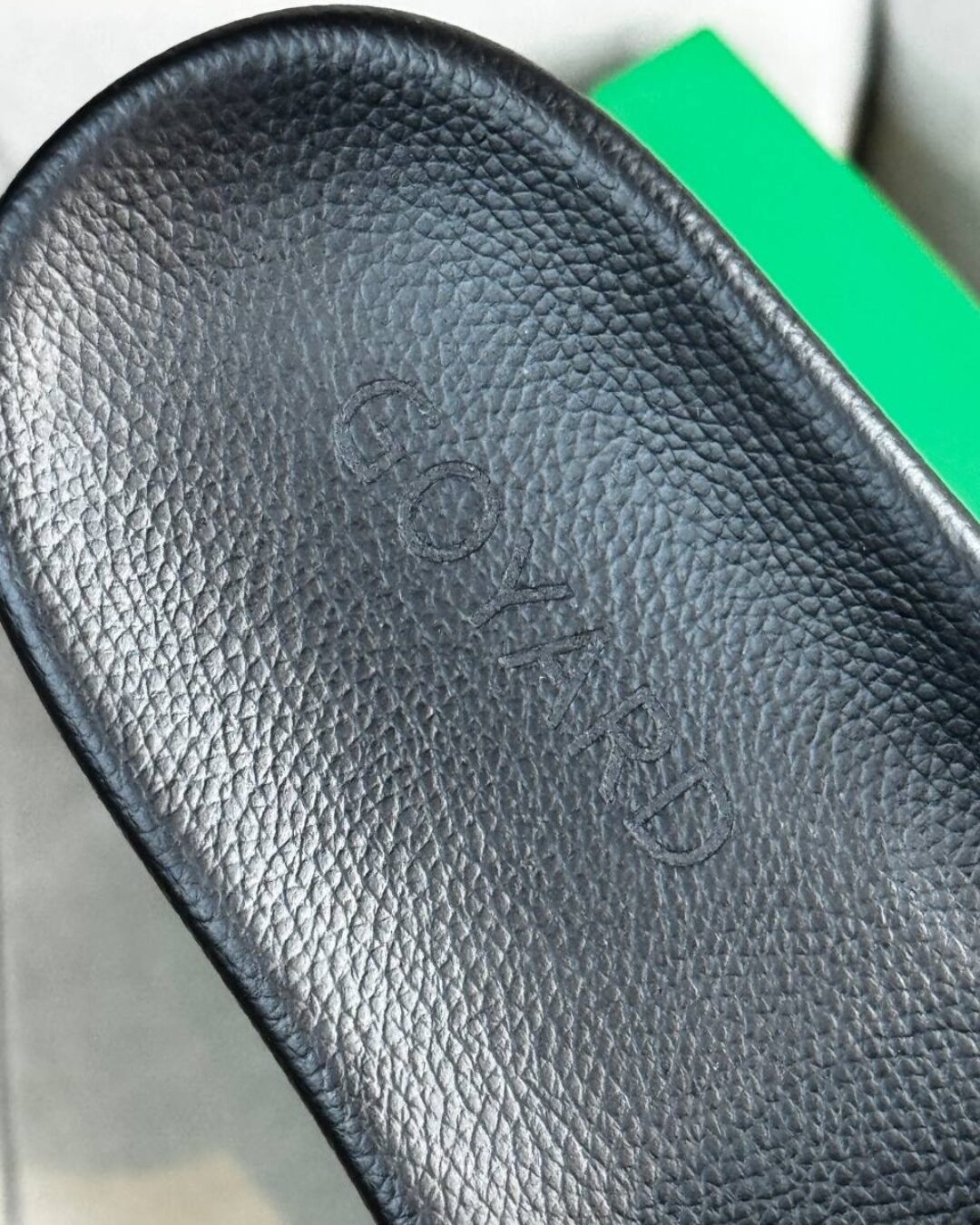 Тапки Goyard
