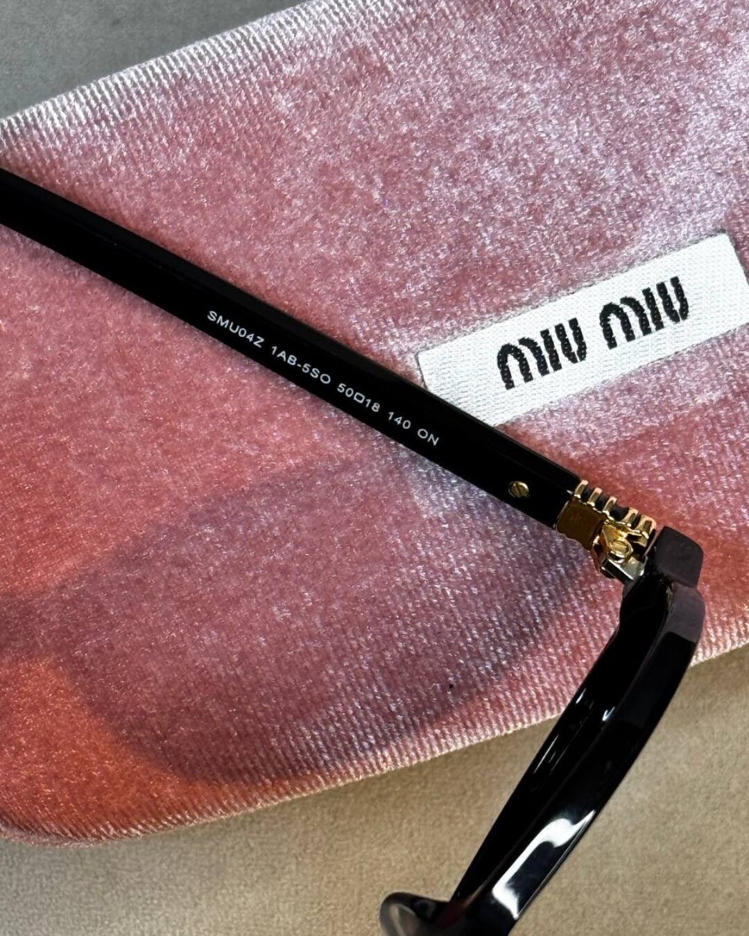 Очки Miu Miu