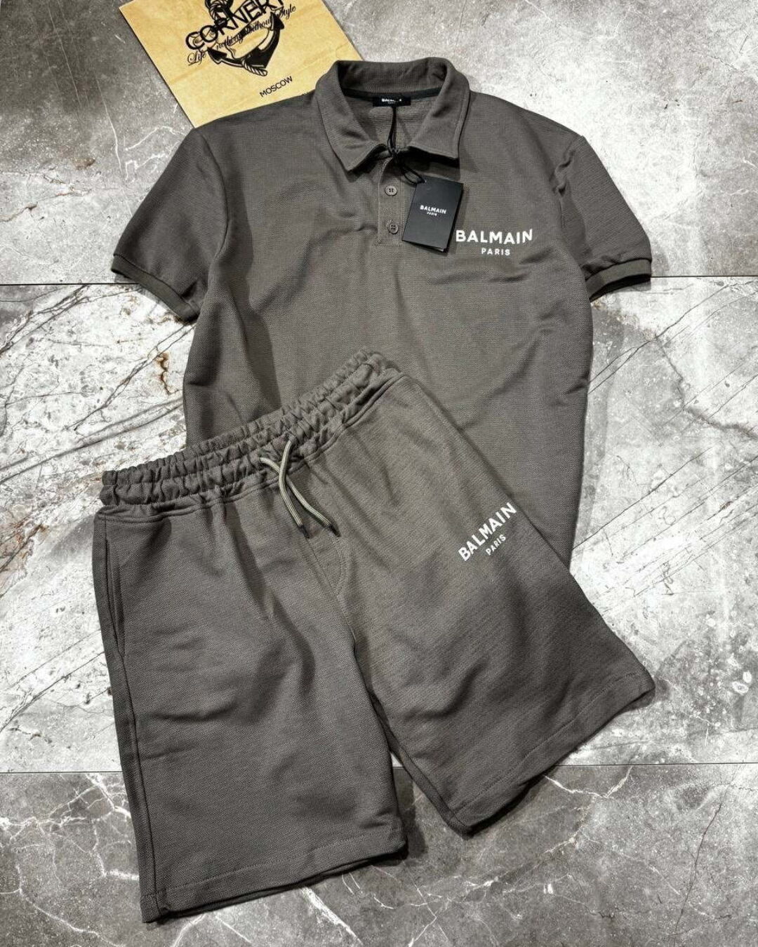 Костюм Balmain