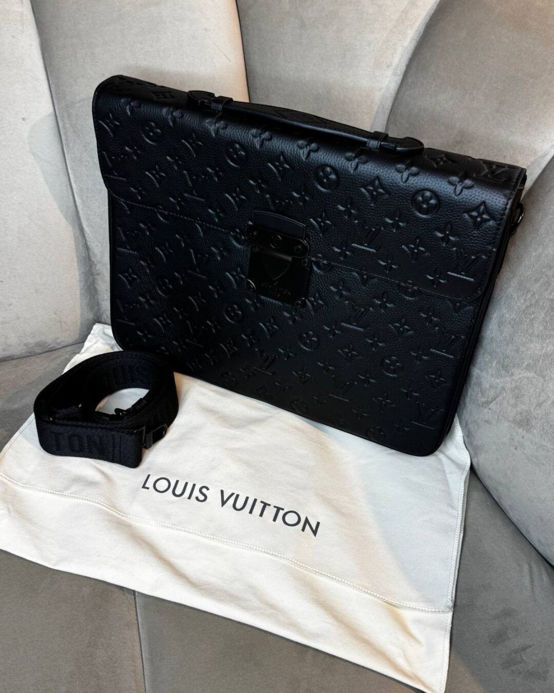 Сумка Louis Vuitton