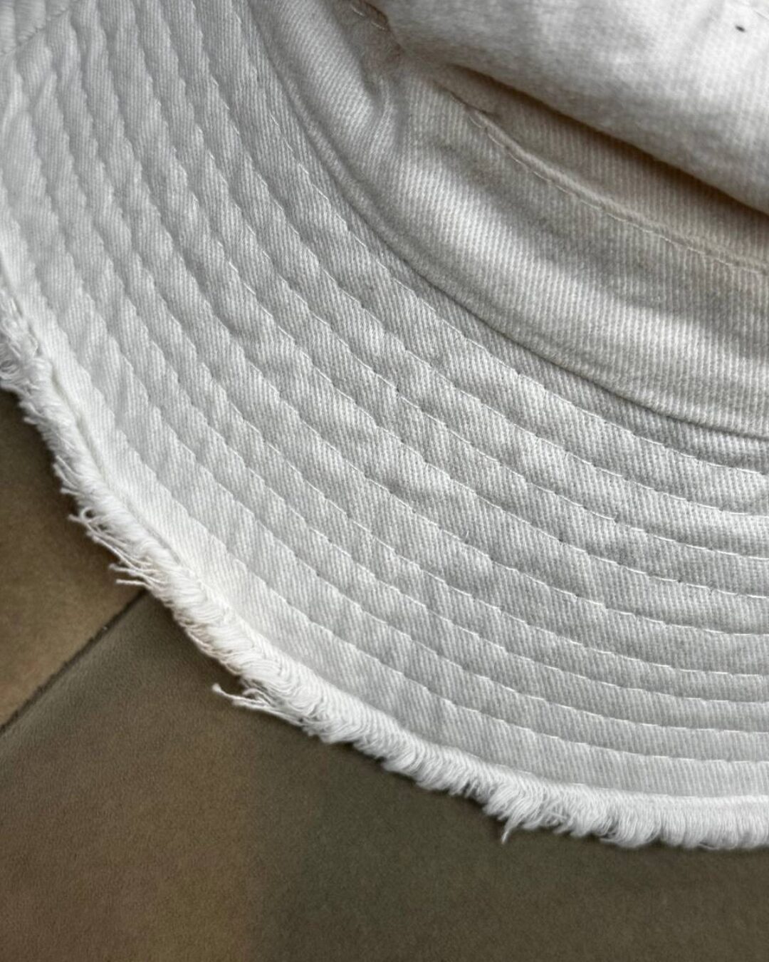 Панама Jacquemus