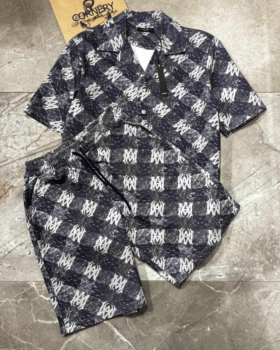 Костюм Amiri