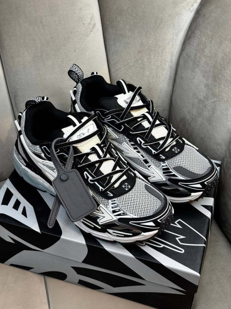 Кроссовки Off White