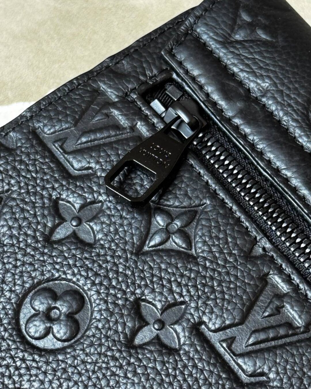 Сумка Louis Vuitton