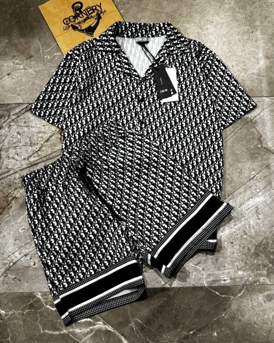 Костюм Dior