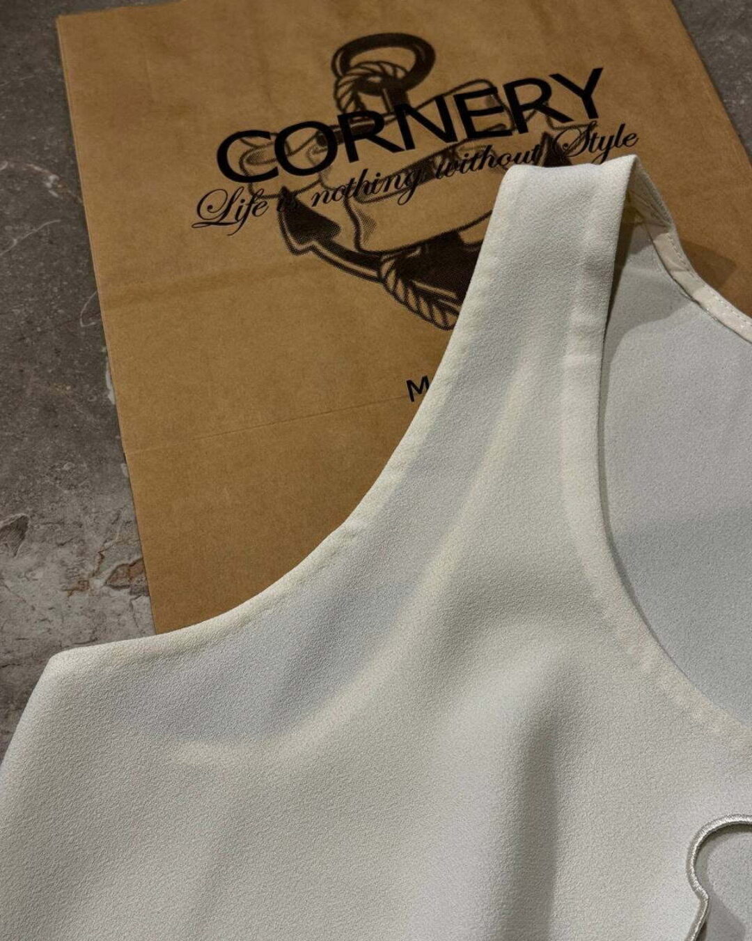 Майка Schiaparelli