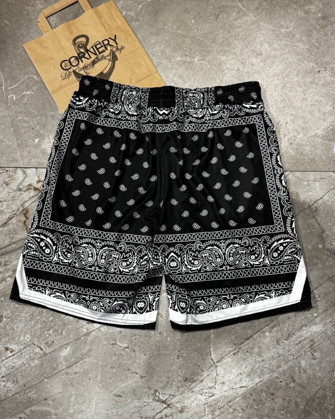 Шорты Amiri