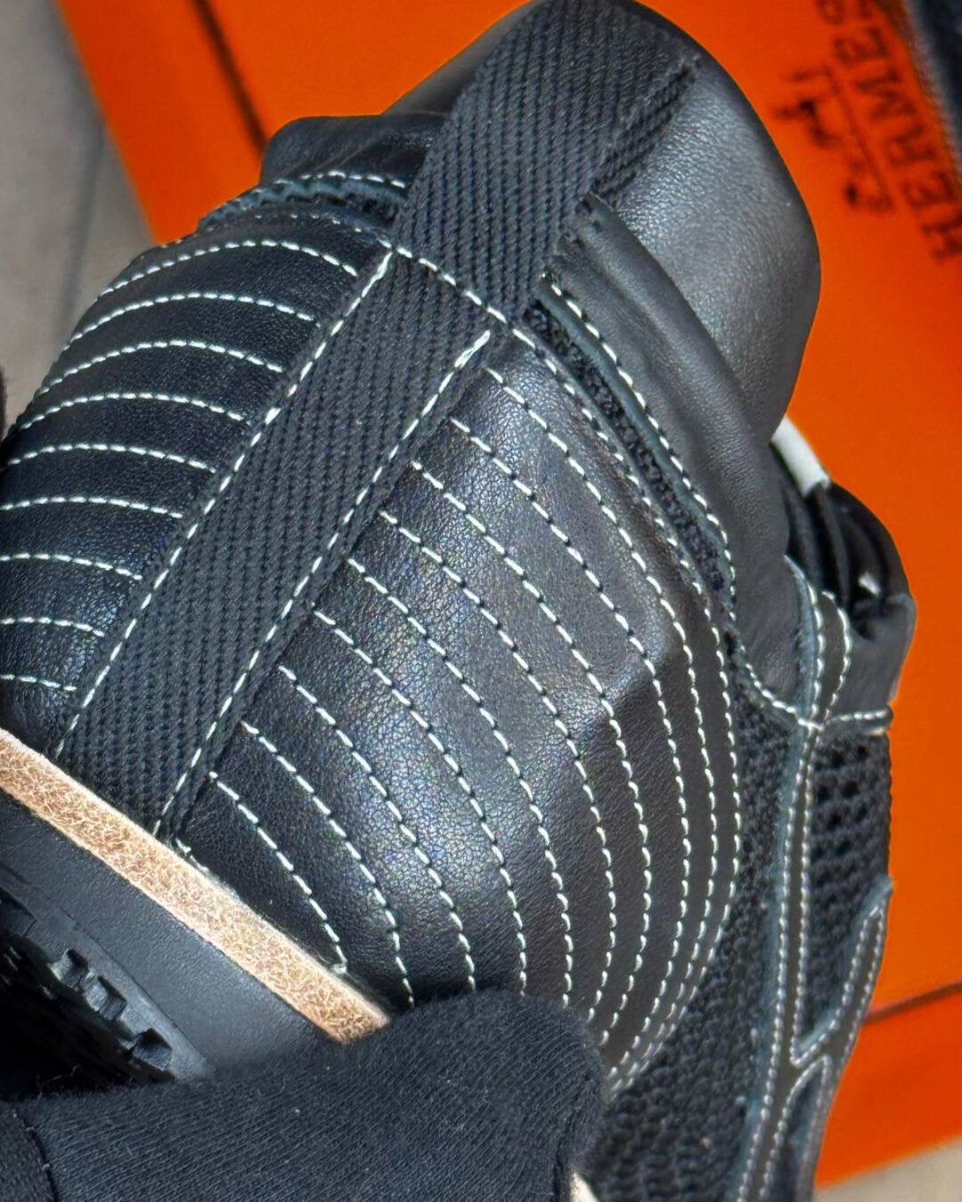 Кроссовки Hermes