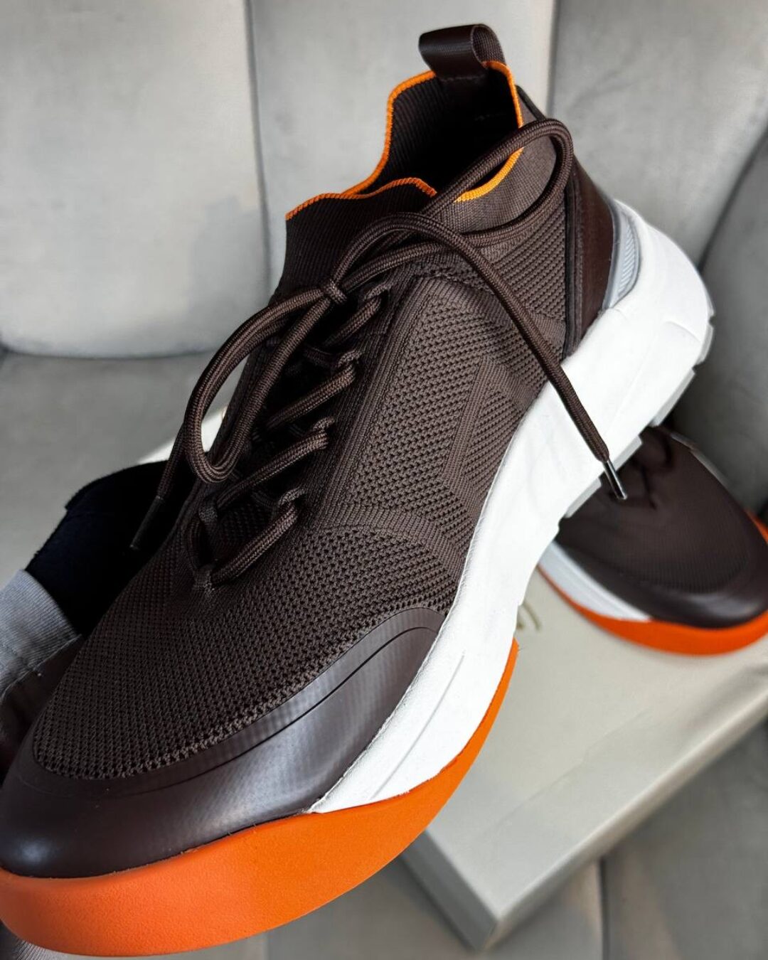 Кроссовки Santoni
